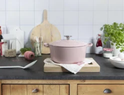 BK Bourgogne Braadpan Ø 24 Cm - Roze - Gietijzer - Inductie -Le Creuset Winkel 1200x912 3