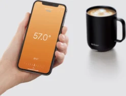 Ember Mug2 (Black) -Le Creuset Winkel 1200x916 3