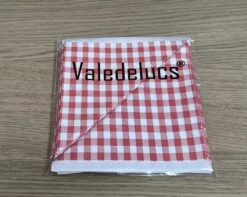 Papieren Frietzak - 30 Stuks - Kleine Patat Maat K14 - Boerenbont - Rode Ruitjes - Puntzak - Patatzak - Traktaties -Le Creuset Winkel 1200x957 1