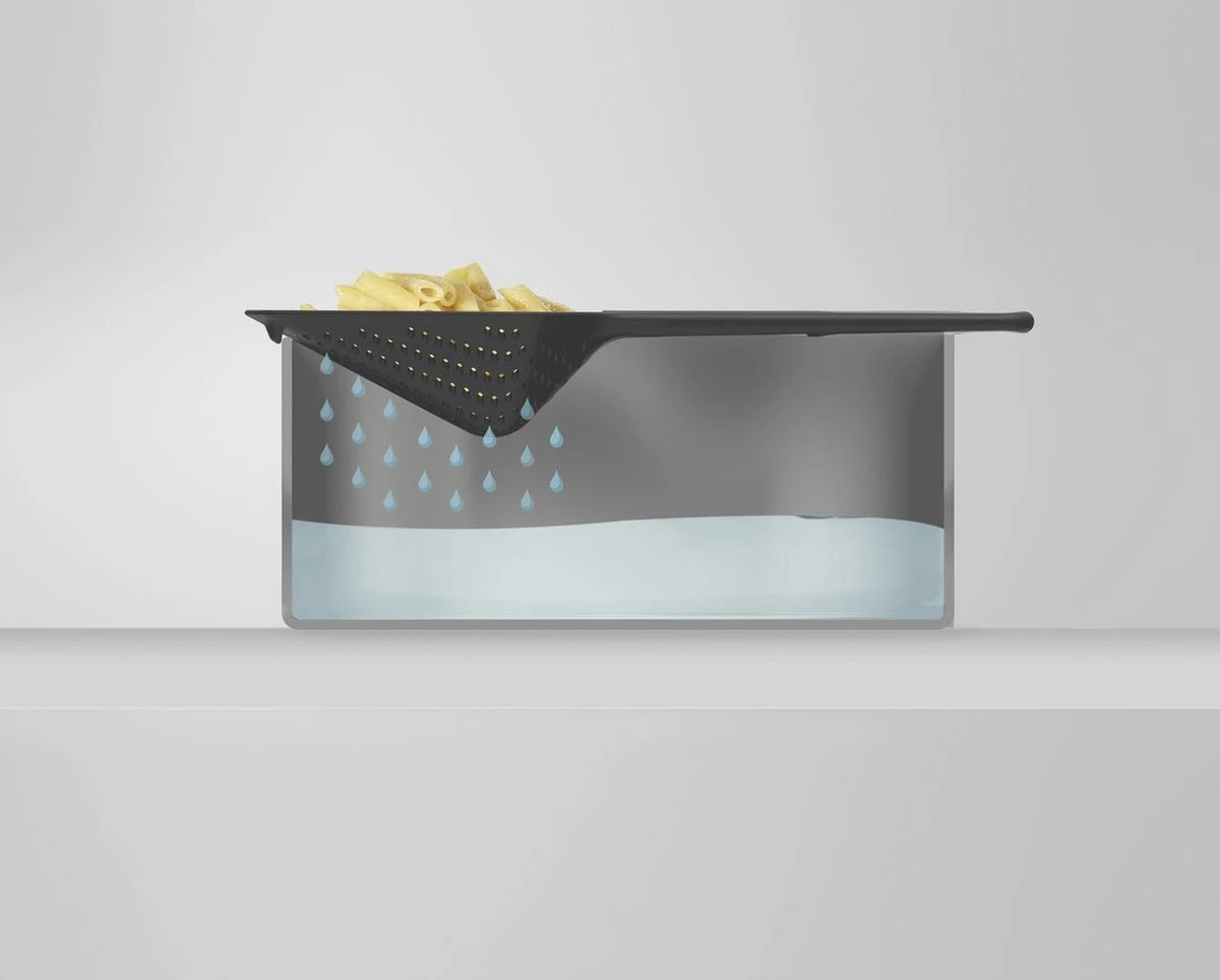 Joseph Joseph Scoop Plus Vergietlepel - Schuimspaan - Frituurschep Joseph Joseph Scoop Plus Vergietlepel - Schuimspaan - Frituurschep -Le Creuset Winkel 1200x964 8