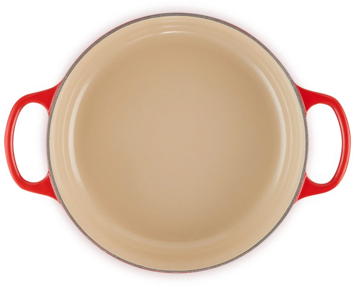 Le Creuset - Gietijzeren - Lage Braadpan - 24cm - Kersenrood Le Creuset - Gietijzeren - Lage Braadpan - 24cm - Kersenrood -Le Creuset Winkel 1200x969 3