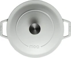 MOA Gietijzeren Braadpan - Inhoud 5,7 Liter - 26CM - Rond - Alle Warmtebronnen - Ook Voor Inductie - Gewicht 5,8 Kg - Wit - C26W 2 MOA Gietijzeren Braadpan - Inhoud 5,7 Liter - 26CM - Rond - Alle Warmtebronnen - Ook Voor Inductie - Gewicht 5,8 Kg - Wit - C26W -Le Creuset Winkel 1200x981