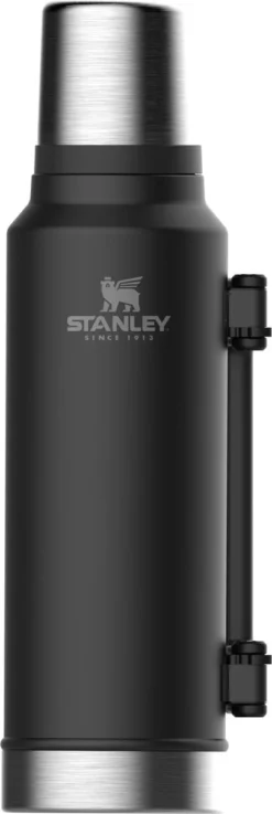 Stanley The Legendary Classic Bottle 1,40L - Thermosfles - Matte Black 5 Stanley The Legendary Classic Bottle 1,40L - Thermosfles - Matte Black -Le Creuset Winkel 402x1200
