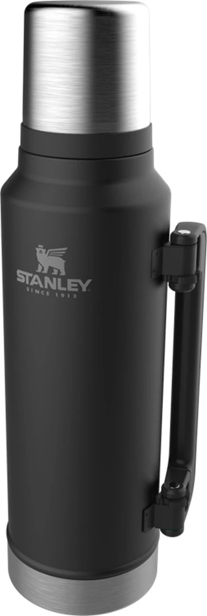 Stanley The Legendary Classic Bottle 1,40L - thermosfles - Matte Black Stanley The Legendary Classic Bottle 1,40L - Thermosfles - Matte Black -Le Creuset Winkel