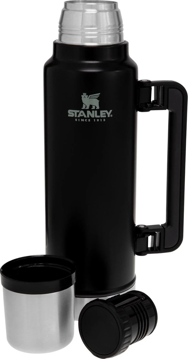 Stanley The Legendary Classic Bottle 1,40L - thermosfles - Matte Black Stanley The Legendary Classic Bottle 1,40L - Thermosfles - Matte Black -Le Creuset Winkel