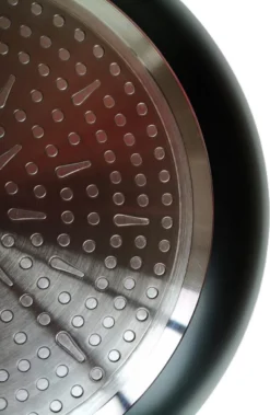 Brabantia Antikleef Hapjespan Met Deksel 28cm - Sauté Pan 2 Brabantia Antikleef Hapjespan Met Deksel 28cm - Sauté Pan -Le Creuset Winkel 783x1200