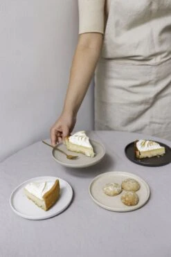 Gebaksbordjes - Taart Bordjes - 4 Stuks - Vaatwasser Bestendig - Keramiek - Wit - Beige - Bruin - Naturel -Le Creuset Winkel 800x1200 54