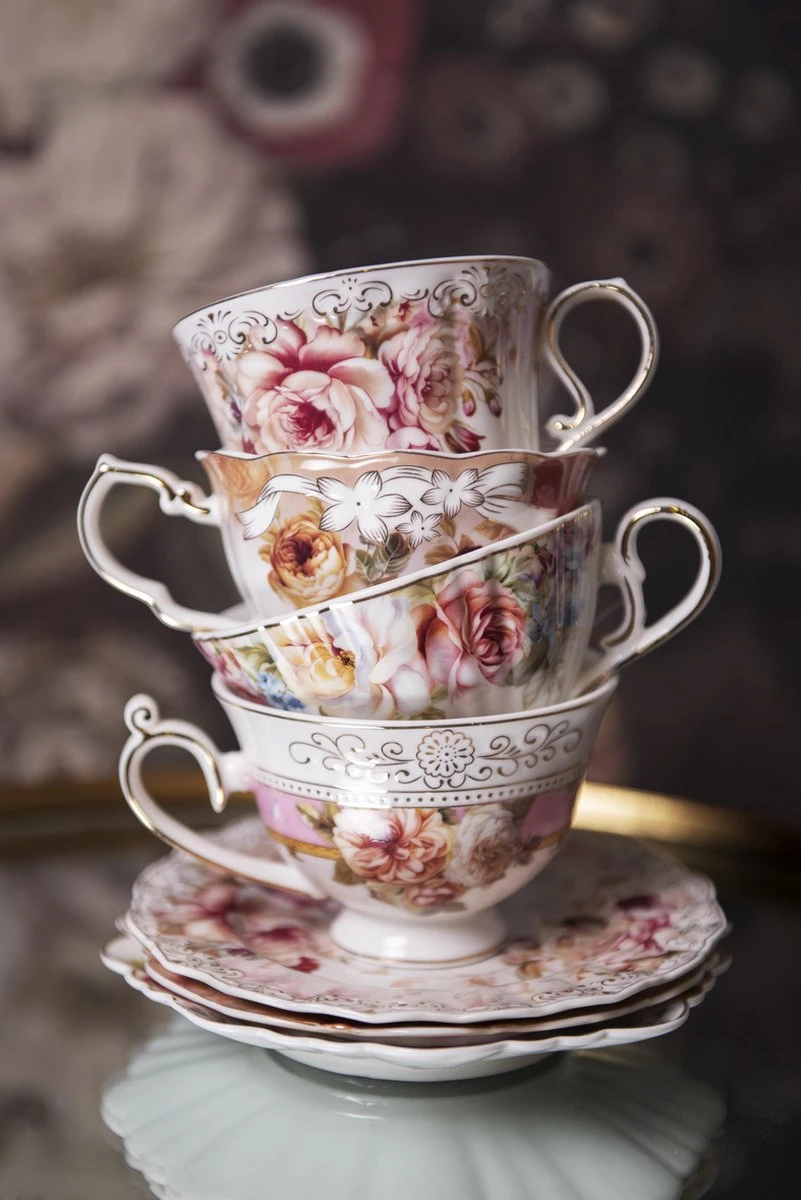 Clayre & Eef Kop en schotel 200 ml Roze Wit Porselein Rond Bloemen Servies Cadeau voor haar Cappuccino Clayre & Eef Kop En Schotel 200 Ml Roze Wit Porselein Rond Bloemen Servies Cadeau Voor Haar Cappuccino -Le Creuset Winkel 801x1200 9