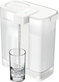 Philips Water Instant Water Filter - 3 L Inhoud, 1 L/min Snelle Doorstroming, Oplaadbaar Via USB-C -Le Creuset Winkel 865x1200