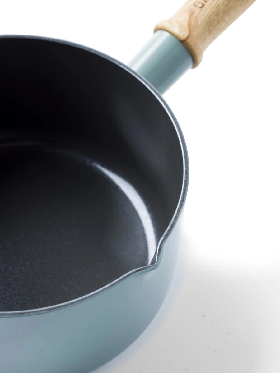 GreenPan Mayflower pannenset - 5-delig + 5 accessoires - lichtblauw - inductie - PFAS-vrij GreenPan Mayflower Pannenset - 5-delig + 5 Accessoires - Lichtblauw - Inductie - PFAS-vrij -Le Creuset Winkel 900x1200 10