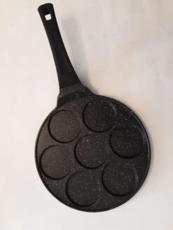 7 In 1 Pancake Pan 26cm -Le Creuset Winkel 900x1200 7